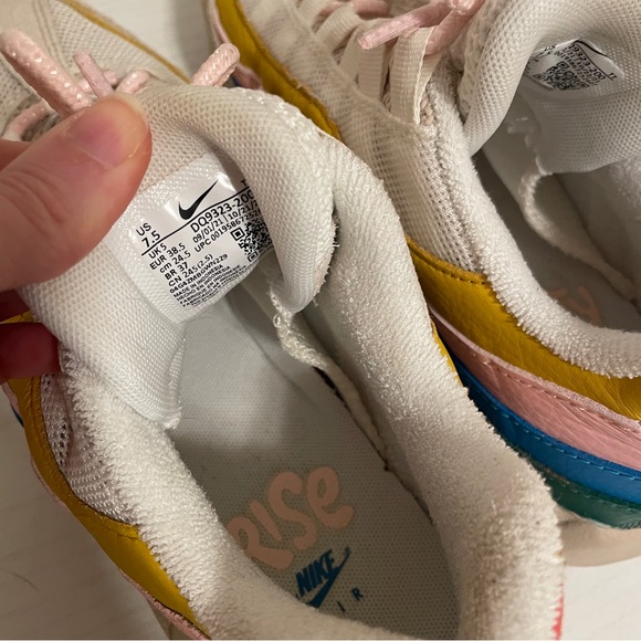 NIKE Air Max 95 colorful 'Rise and Unity' Women's Size 7.5 Shoes - Picture 5 of 7